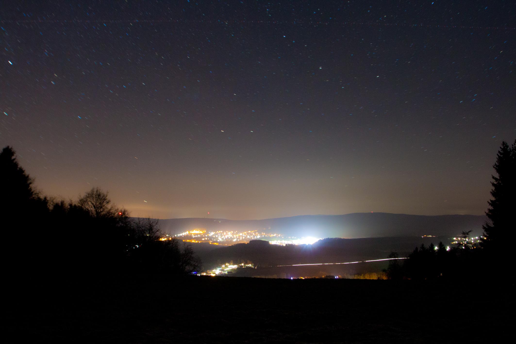 Lichtverschmutzung nördlich des Peterbergs